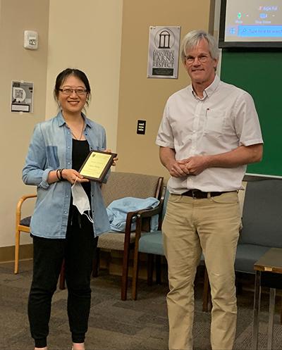 Best Volunteer Student Consultant Award: Qian Zhang